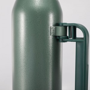 Insulated Vacuum Flask Bottle With the Green Hammer tone Paint
