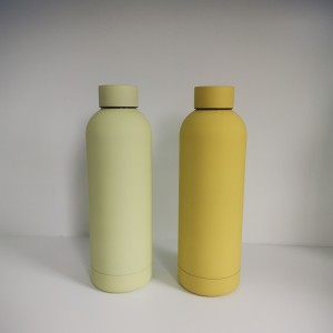 Vakuumisolerte termiske vannflasker for varme eller kalde drikker