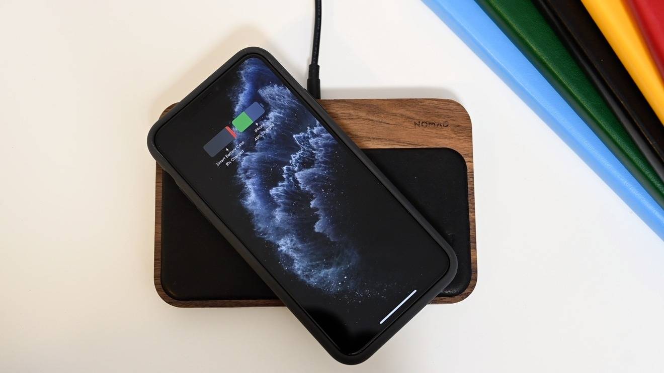 Apple is developing a two-way wireless Qi charging box that can be used without Lightning