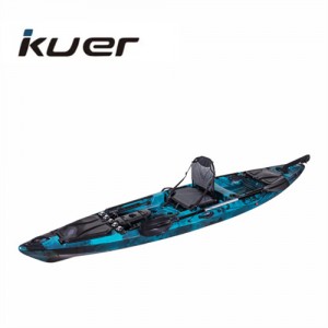 1 ადამიანი ოკეანეში თევზაობის მეთევზე პლასტიკური კაიაკი LLDPE Rotomolded Sit On Top Kayak