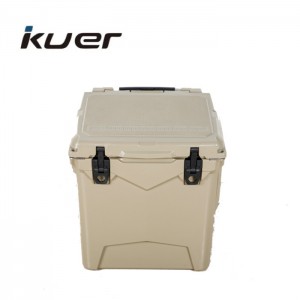rotomolded rolling cooler box beroda cooler ice box towable cooler box