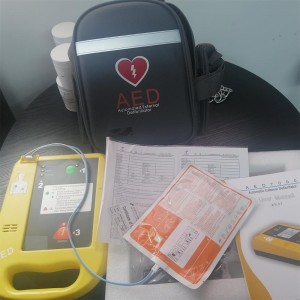AED uDEF 7000