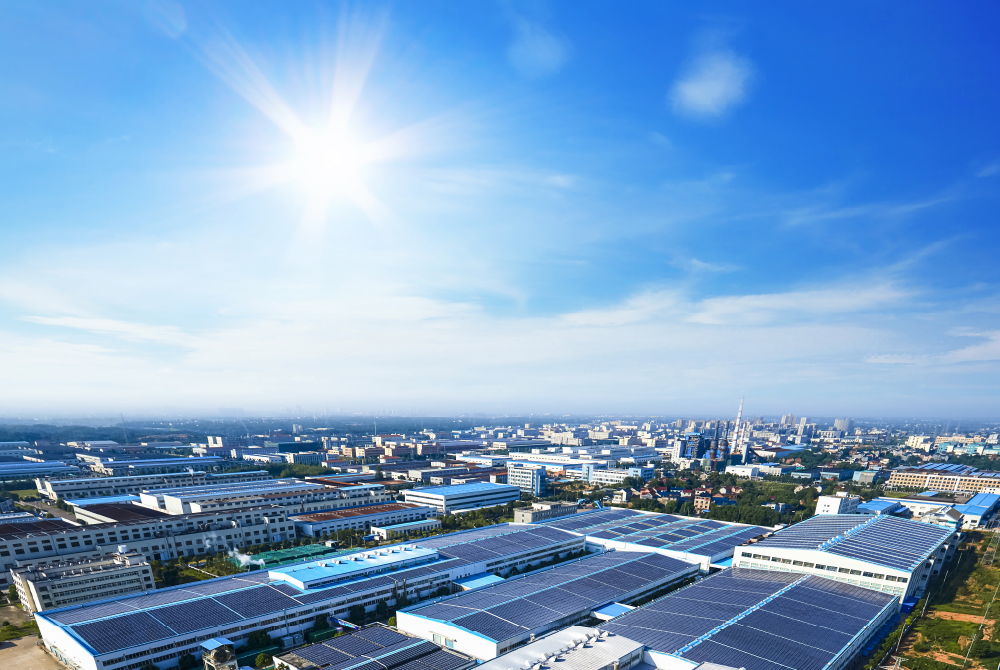 What are the benefits of installing PV energy storage for commercial and industrial?