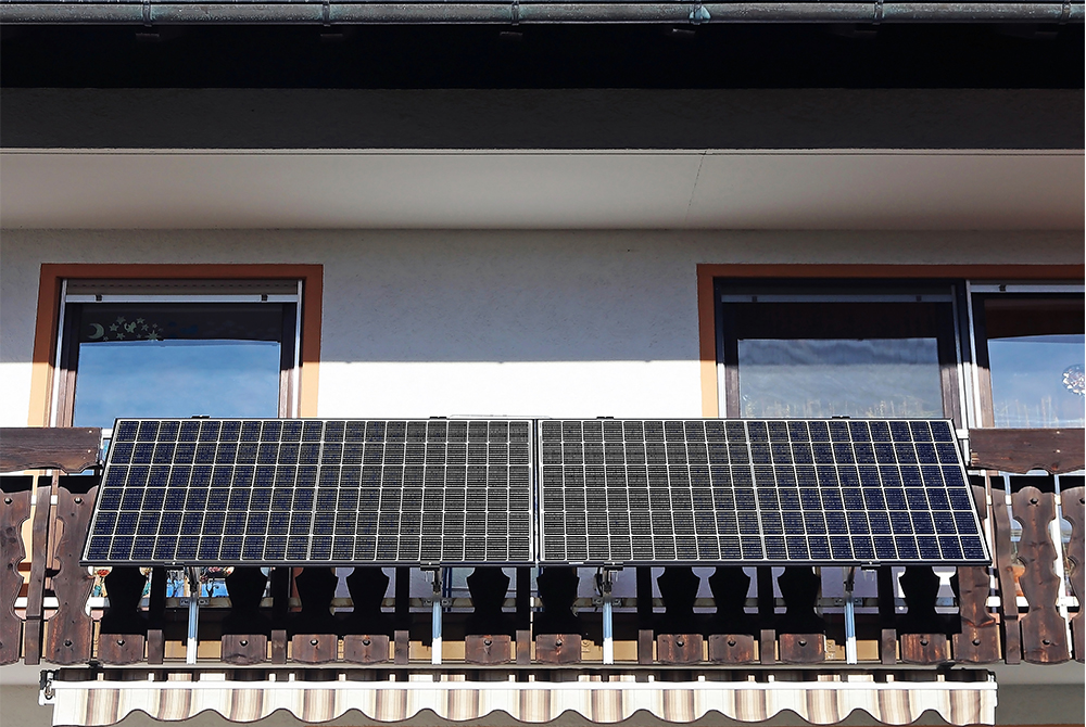 Balcony photovoltaic and smart home: the green convergence of future lifestyles