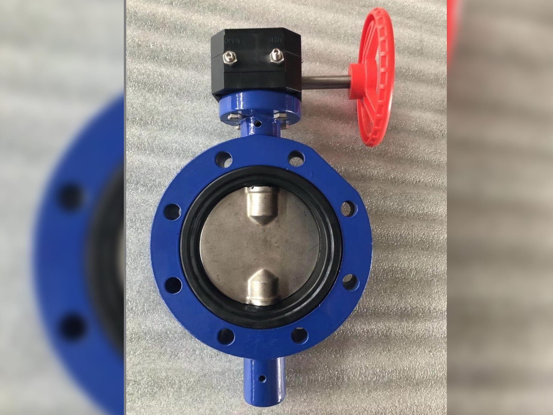 Installation of Double Half Axis Non Pin Butterfly Valves in China: An Engineering Innovation that Disrupts Traditional Concepts