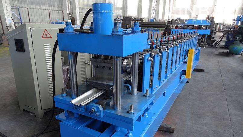 Quots for up Shutter Door Making Machine - Rolling Shutter Slat roll forming machine – Linbay Machinery