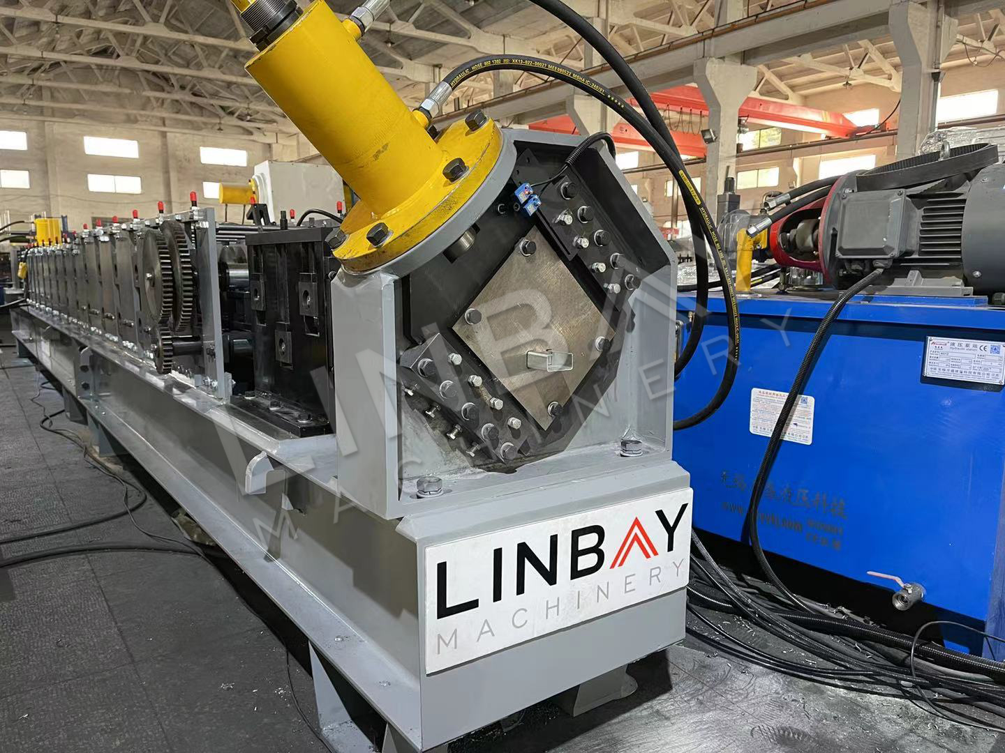 LINBAY-Exportación de Máquina para Riostras a Chile