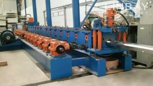 Factory Customized China Highway Guardrail Roll Forming Machine Produce Highway Guardrail