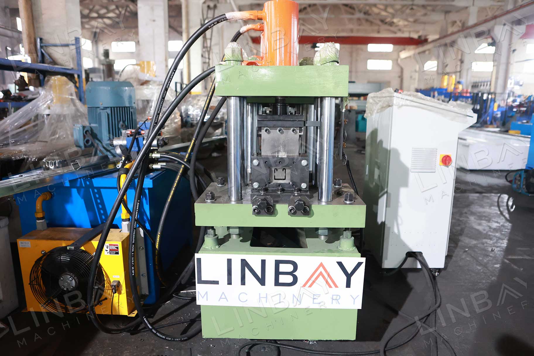 Linbay စက်ယန္တရား envió su máquina perfiladora de Unicanales a México