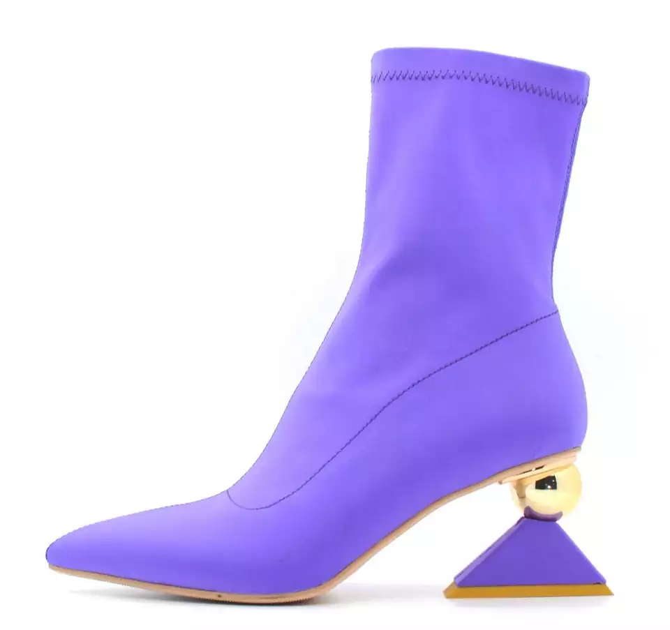 Լավագույն գինը նորաձեւության Fluffy պլյուշ արհեստական ​​մորթուց ծածկված կնճռոտ ներքին բացօթյա կանացի Կանանց հարմարավետ կոշիկներով հողաթափեր հակասայթաքուն թավշյա տղամարդու կոշիկների համար