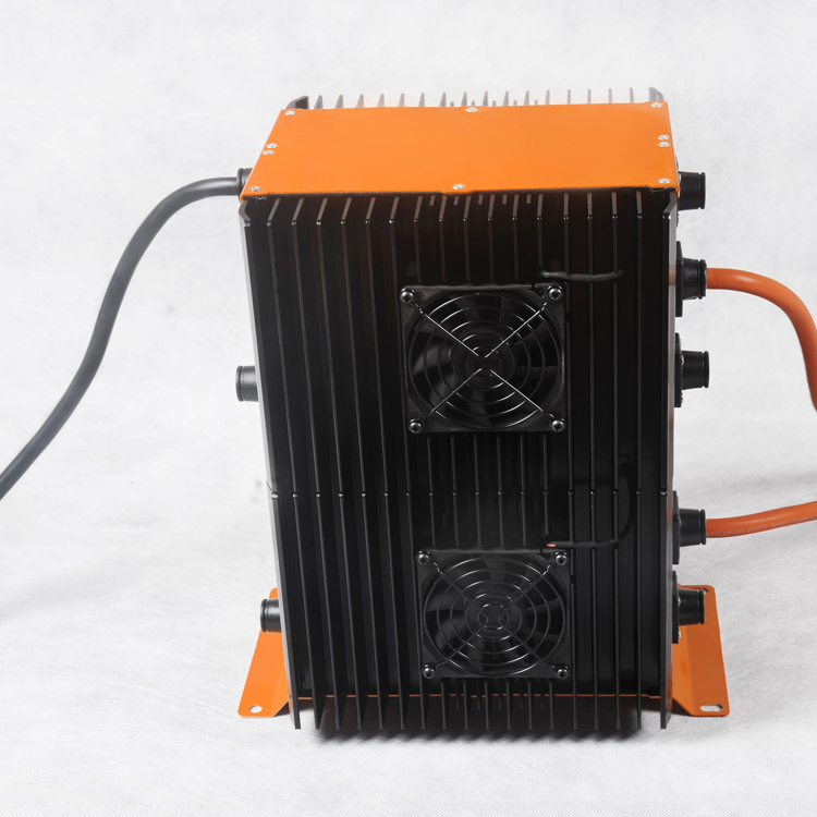 Factory supplied 72v Electric Scooter Battery Charger - 90a-120a battery charger 48v 100a battery charger 300ah 400ah 800ah battery charger – Lingxiang