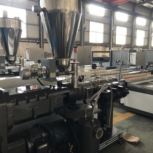High Output PVC Profile at Wood Plastic Profile Extrusion Line