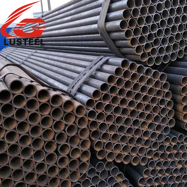 The production process of welded pipe welding