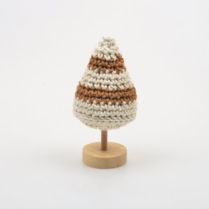 Abril Chrismas Woven Tree in Pine Solid Wood Holder