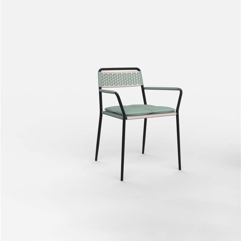 Външен стол от тъкано въже от олефинов материал за вътрешна и външна употреба