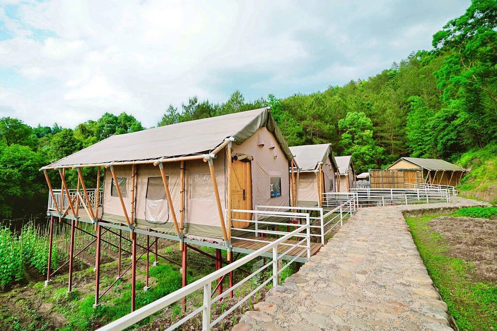 Well-designed African Safari Tent -
 Glamping villa luxury hotel tent safari tent for sale 7*5m diameter NO.029 – Aixiang
