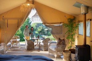 Fabrika e çmimit të çmimit të lirë të shtëpisë Safari tendë për vendpushimin prej druri në çadër në natyrë NO.037
