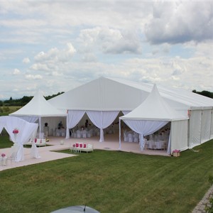 Персонализирана многоъгълна многоразмерна палатка за събития