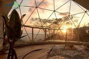 A tenda de cúpula glamping de 6 m de diâmetro