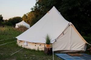 Glamping zvončni šotor primeren za družinsko kampiranje s premerom 3-6m NO.026