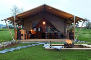 Wasserdichtes großes Festzelt Großes Safari-Campinghauszelt für den Außenbereich Nr. 031