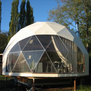 خيمة فندق القبة الجيوديسية البلاستيكية