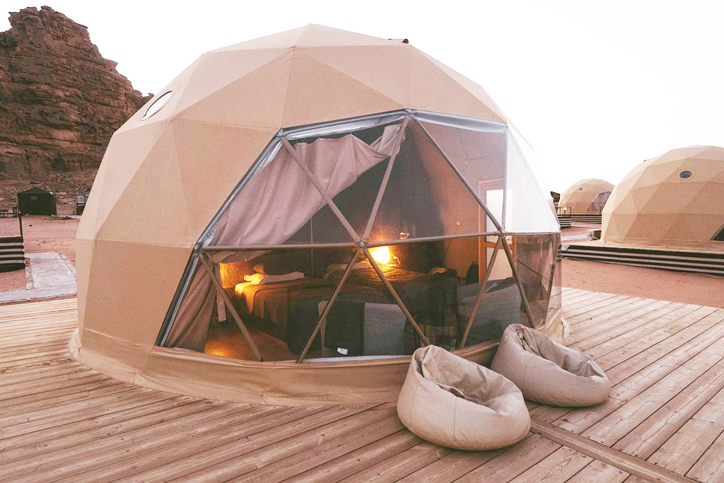 Factory directly Luxury Large Big Family Camping Tent -
 Desert Dome Tent Camp Resorts Luxury Glamping Manufacture – Aixiang