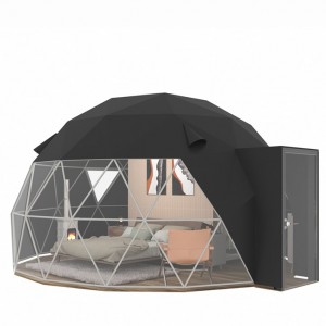 Coberta de PVC negre amb cúpula mitja transparent