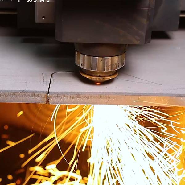 What common materials can not be processed by fiber laser cutting machine?