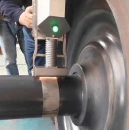 fiber laser cleaning machine  prepares for metal bonding