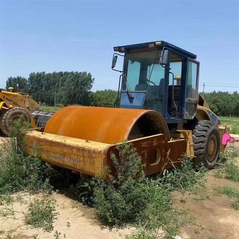 2010 used liugong  road roller CLG620D