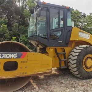 2014 used xcmg XS263 heavy-duty vibratory roller