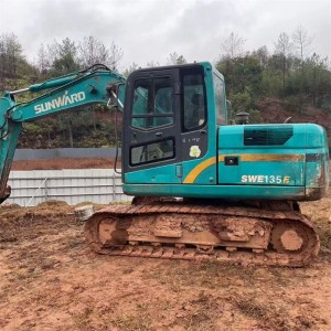 2018 Benotzt SWE135E-3H Hydraulesch mëttelgrousser Excavator