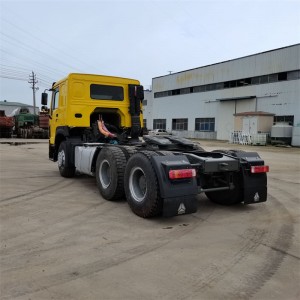 2019 Lumang HOWO 6X4 420hp tractor-trailer na ibinebenta