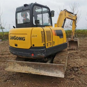 2021 folosit Liugong CLG906E excavator pe șenile