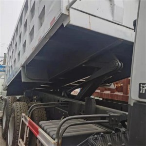 Second Hand HOWO 375hp 8 × 4 Dump Trucks