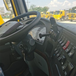 Vetus Sinotruck HOWO7 Tipper Truck 371hp