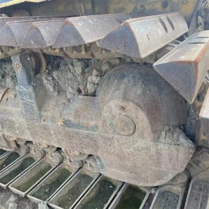 Barang buldoser Komatsu D60P sudah habis terjual