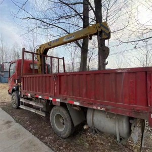 SQS68-3 XCMG 3 tonų kranas montuojamas sunkvežimyje