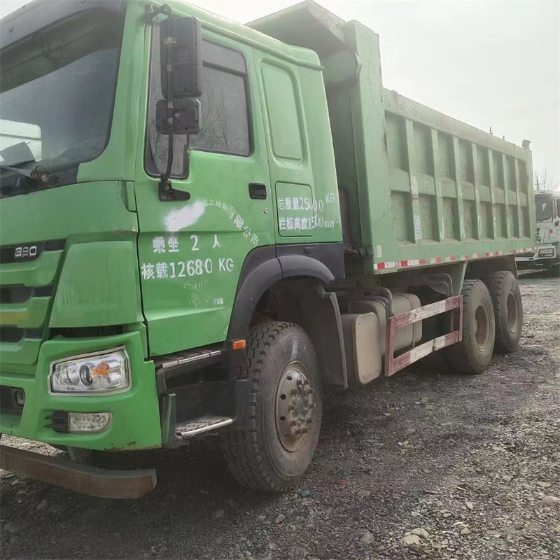 Barato nga Sinotruck Howo Dump Tipper Truck