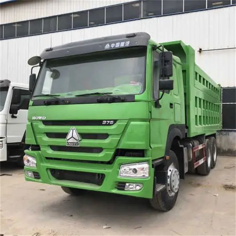 Camion-benne Sinotruck Howo d'occasion 371HP