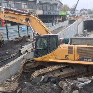 I whakamahia te 2018Liugong CLG950E crawler crawler mounted excavator