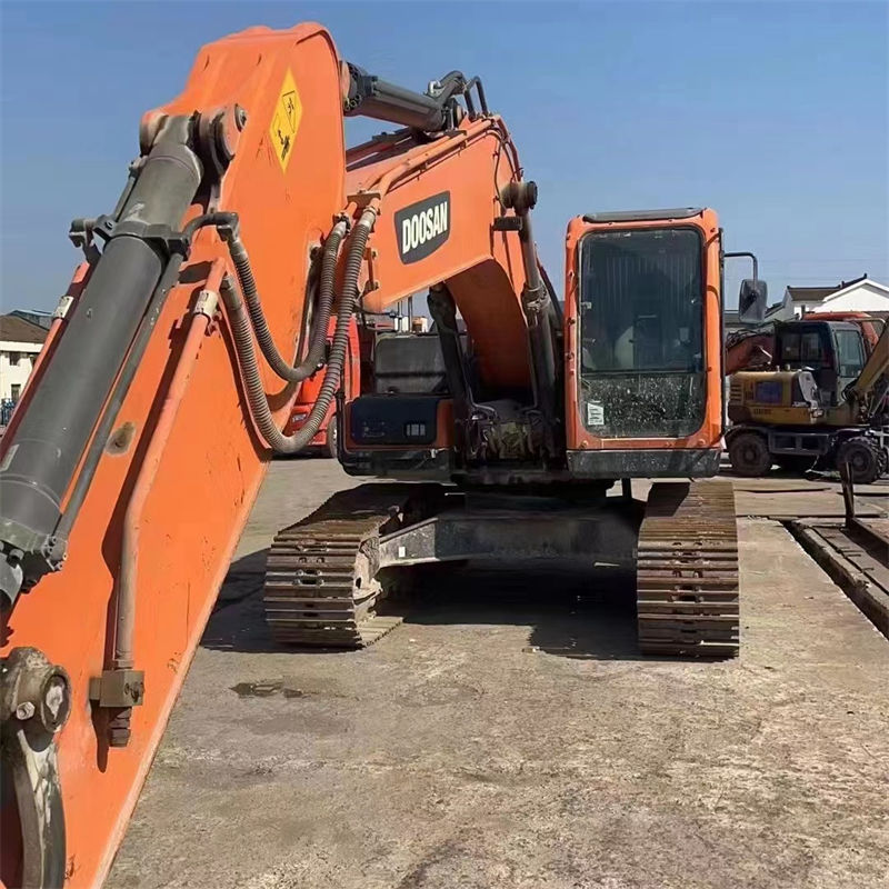 2021 Doosan DX215-9C crawler excavator භාවිතා කරන ලදී