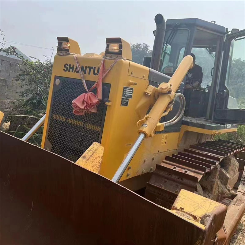 Used SD16 Shantui bulldozer machines (1)