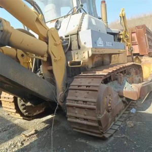 Used Shantui SD32 bulldozer in constructione