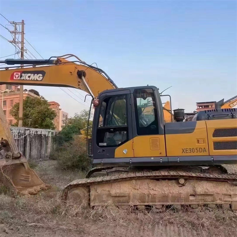 I-excavator ye-XCMG XE305D esetshenzisiwe