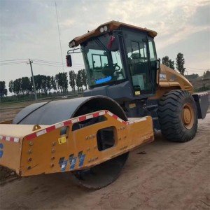 Used XCMG XS265S road roller 2021
