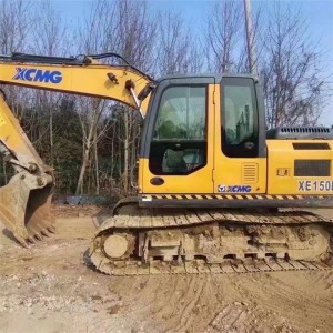 E sebelisitsoeng mahareng XCMG XE150D crawler excavator