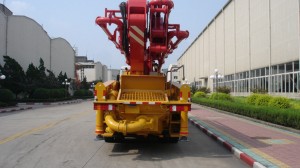 XCMG HB48C Truck-Mounted Concrete Pump