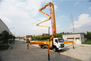 XCMG HB56A kravas automašīnām montējams betona sūknis